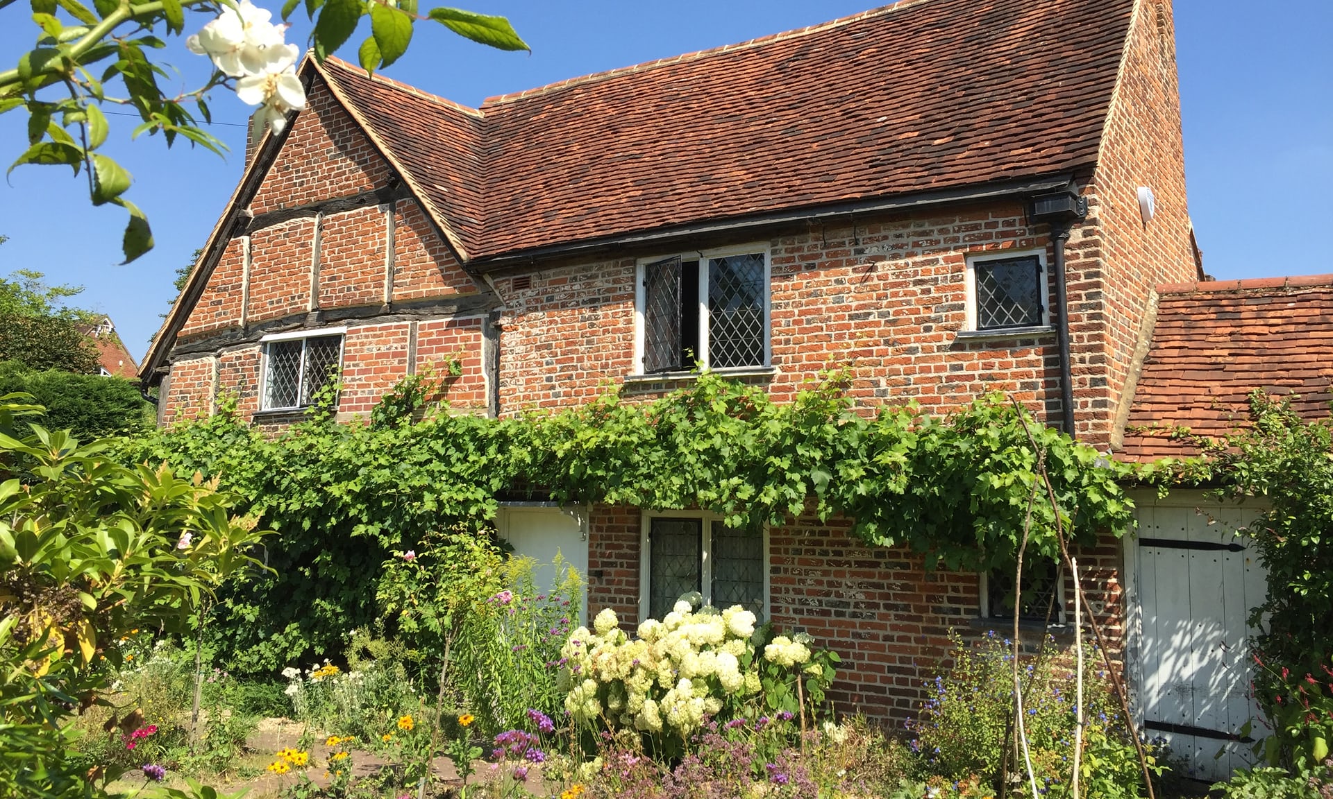 Milton's Cottage and garden